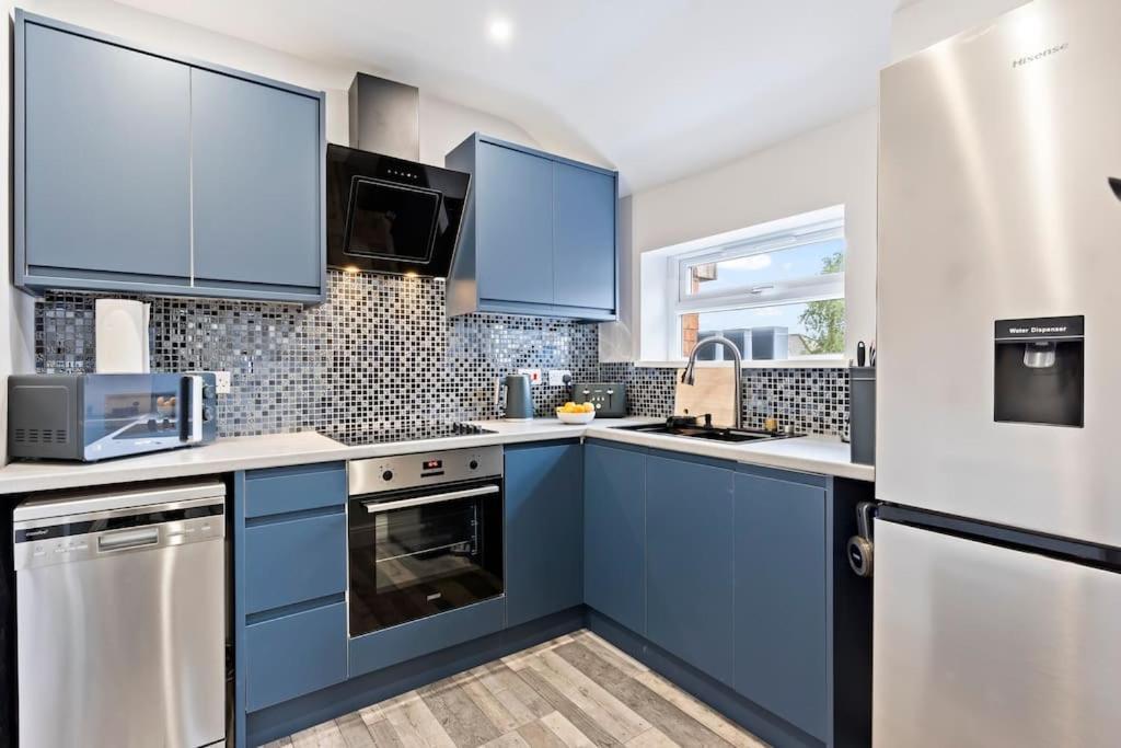 Villa Bella'S House 12Mins Bus To Motor Point Arena Free Street Parking Nottingham Exterior foto